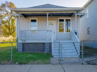 956 Willow Ct, Hammond, IN 46320