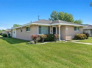 258 Willow Dr, Gretna, LA 70053