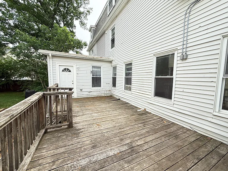 81 Alder St — Photo 14