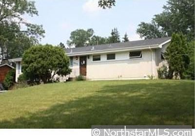 3rd image of 6272 Yukon Ave N