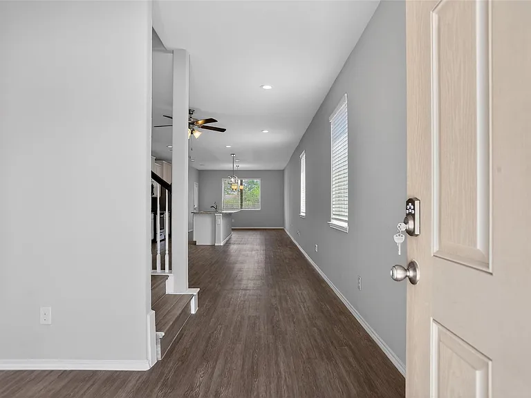 16817 Pink Wintergreen Dr — Photo 4