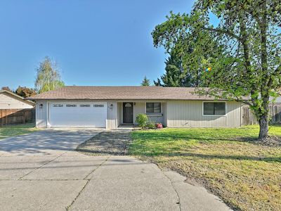 2429 E Barnett Rd, Medford, OR, 97504