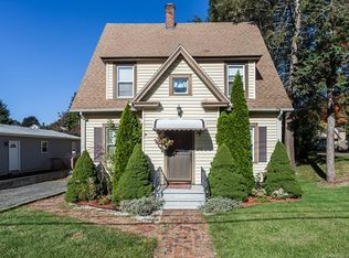 289 Bradley Ave, Meriden, CT 06451