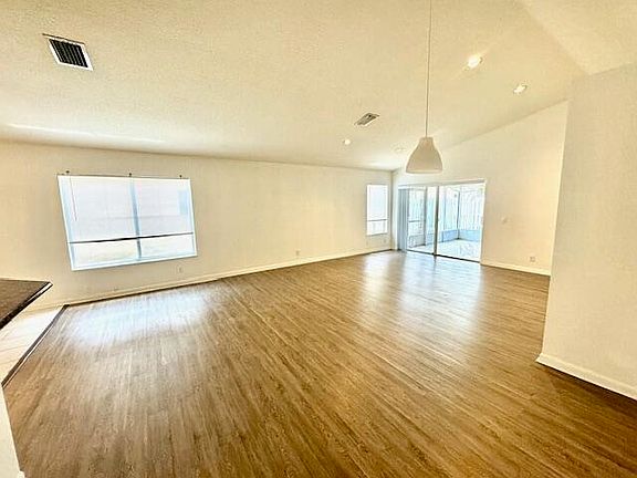 4th image of 1535 Mira Vista Circle