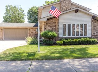 3521 Harrison Ave, Brookfield, IL 60513