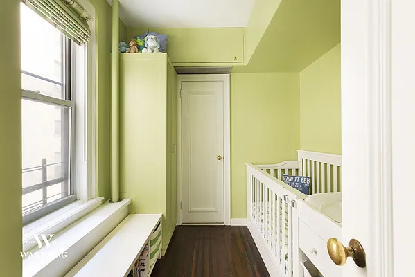 Sold by Warburg | media 7