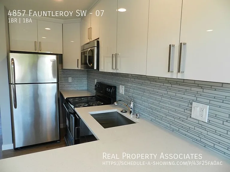 4857 Fauntleroy Way SW #7 — Photo 3