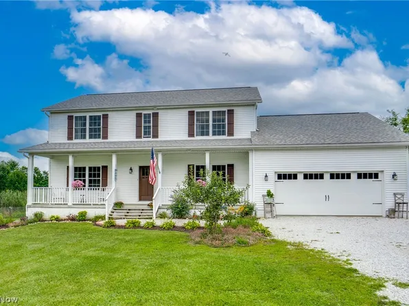 7253 Edison St NE, Hartville, OH 44632