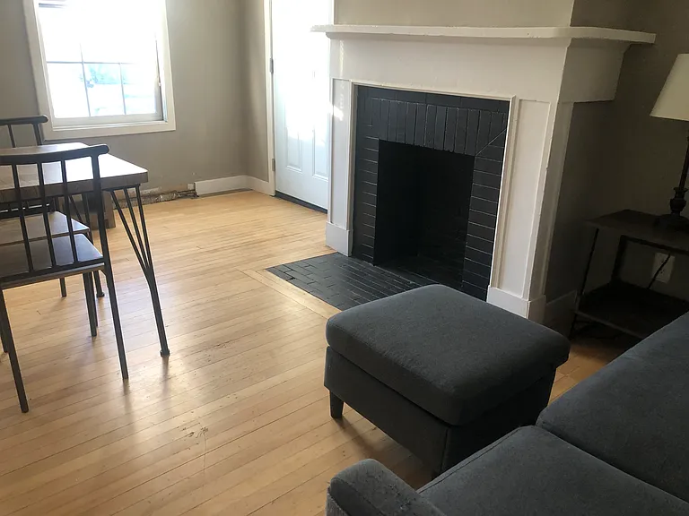 572 Main St #G — Photo 3