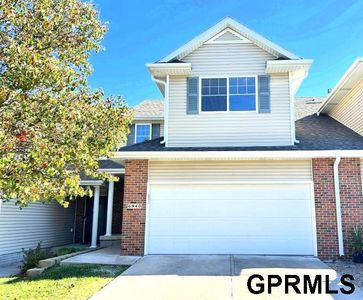 6940 Naples Dr, Lincoln, NE, 68526
