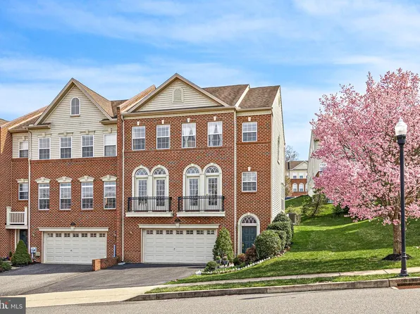 3134 Fieldstone Ct, Garnet Valley, PA 19060