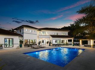 8387 Sawpine Rd, Delray Beach, FL 33446