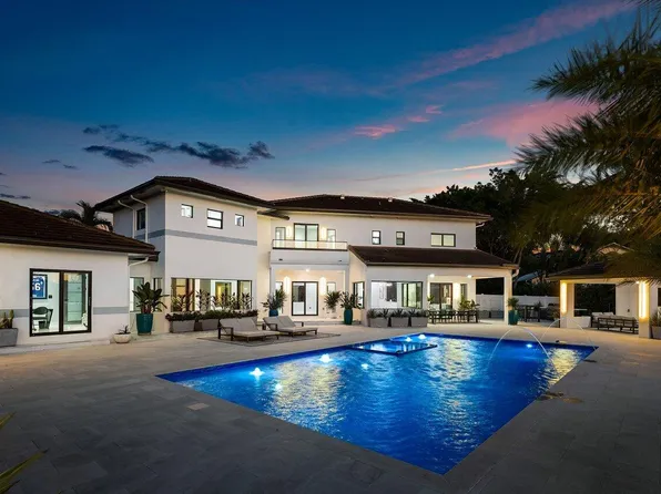 8387 Sawpine Road, Delray Beach, FL 33446