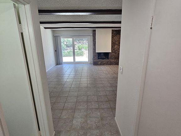 4th image of 20727 Horace St