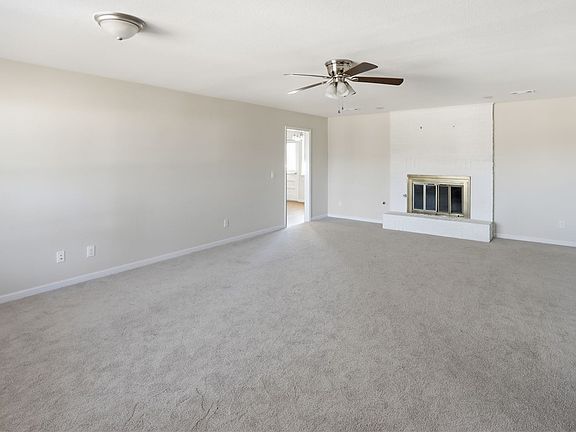 5th image of 1903 Jean St