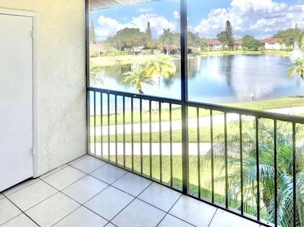 4850 Sable Pine Cir, West Palm Beach, FL