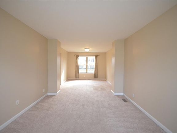 3rd image of 1265 Black Oak Dr