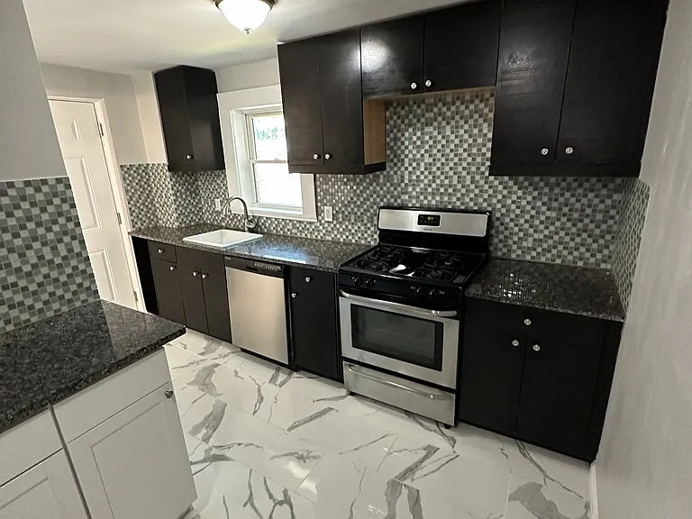 2153 Loth St #1 — Photo 25