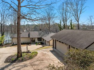 106 Stoneridge Dr, Chesnee, SC 29323