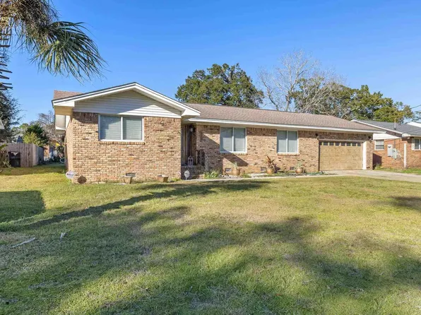 1308 E Hatton St, Pensacola, FL 32503