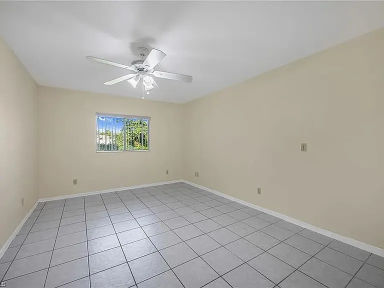 18262 Huckleberry Rd — Photo 7