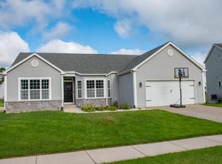 54787 Springfield Trace Dr, Osceola, IN 46561