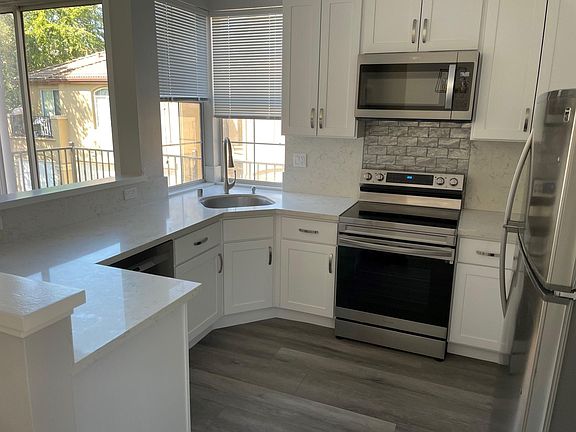 2nd image of 7760 Tuscany Dr