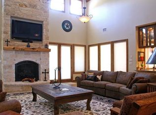 628 River Oaks Rd, Blanco, TX 78606