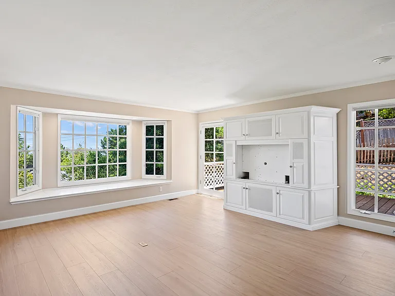 642 Toyon Dr — Photo 22