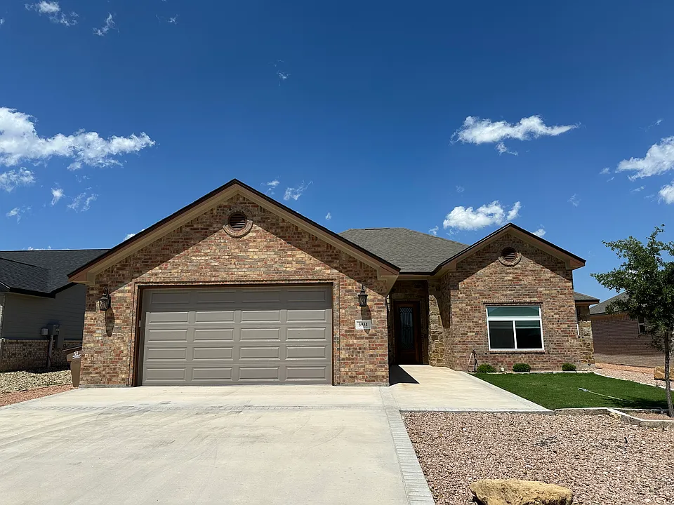 3934 Ruth Ln