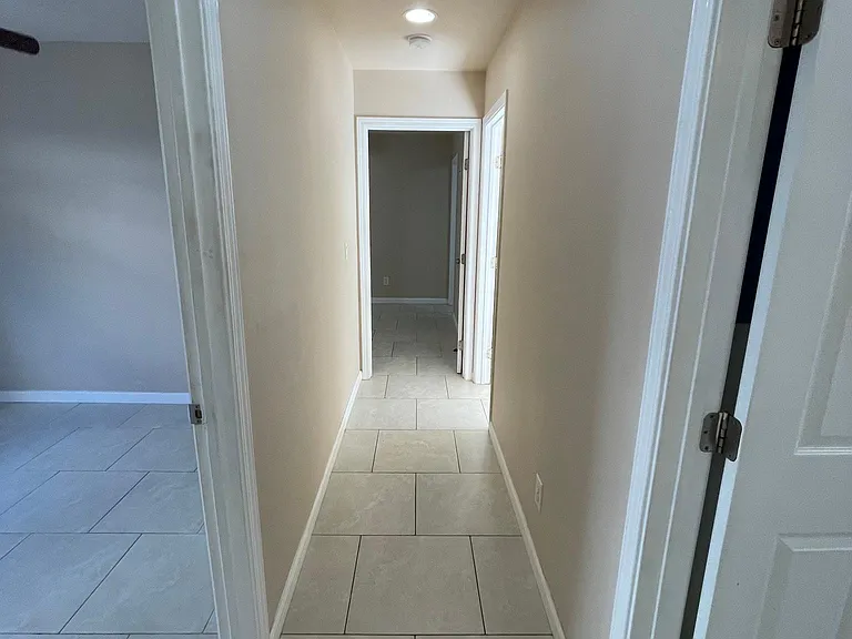 4008 Keaka Dr — Photo 14