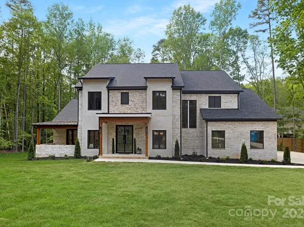2418 Cherrywood Ln, Matthews, NC 28104