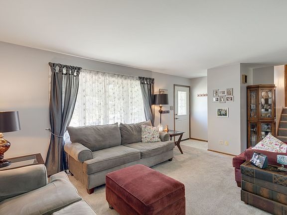 3rd image of 2947 189th St