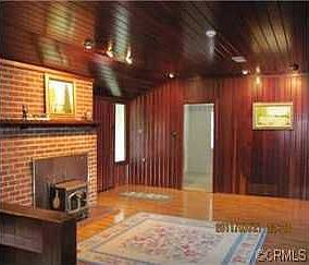 5th image of 6024 N Vine Ave