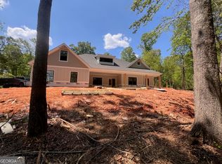 214 Signing Tree Trl, Clarkesville, GA 30523