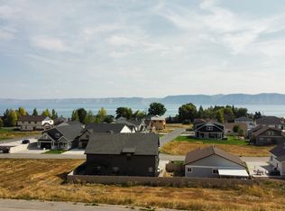 641 N Lochwood Dr, Garden City, UT 84028