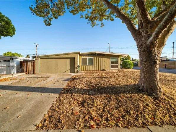 989 Cherry Ln, Santa Clara, CA 95051
