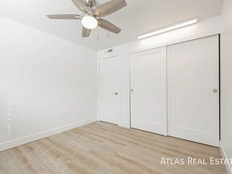 2560 N Ogden St — Photo 12
