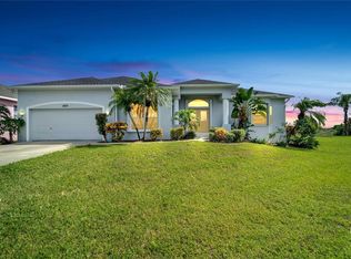 1405 Beach Club Ln, Apollo Beach, FL 33572