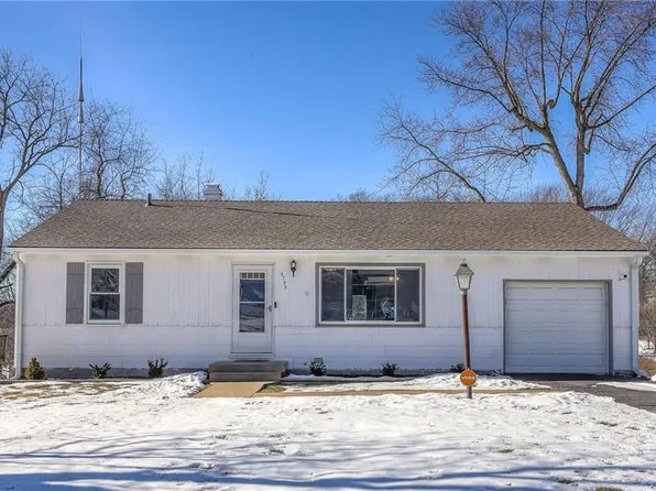 3730 N Lister Dr, Kansas City, MO 64117