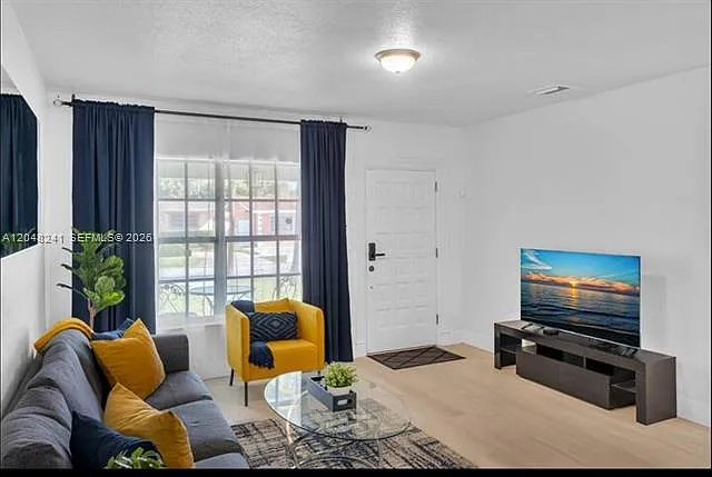 860 NW 17th Ct #1 — Photo 12