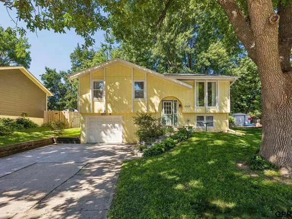 4624 N 130th Cir, Omaha, NE 68164