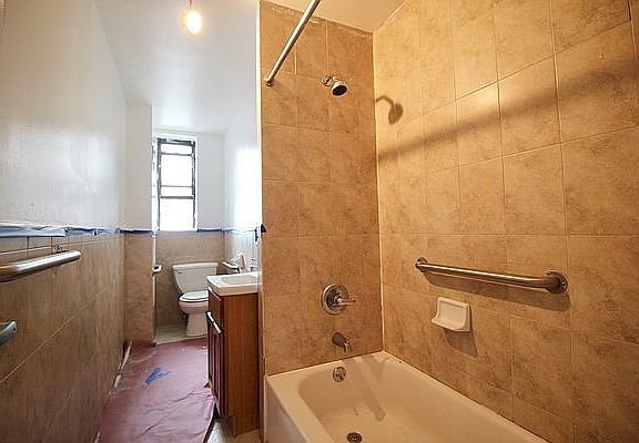 2nd image of 57 Herkimer St APT 505