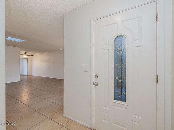 5th image of 465 W Calle Lindero