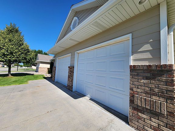 2nd image of 5820 North Rd #1