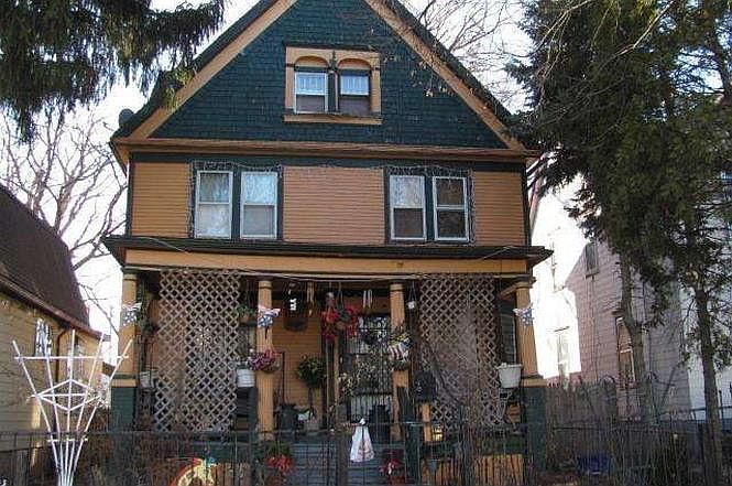 1st image of 2543 N Palmer St #1