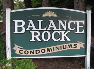 81 Balance Rock Rd APT 1, Seymour, CT 06483