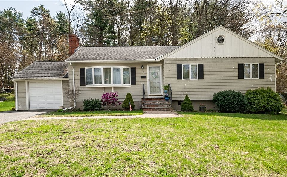 1st image of 6 Janice Ln