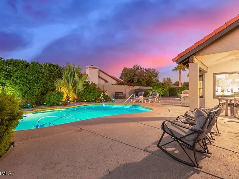 6030 E Winchcomb Dr — Photo 3