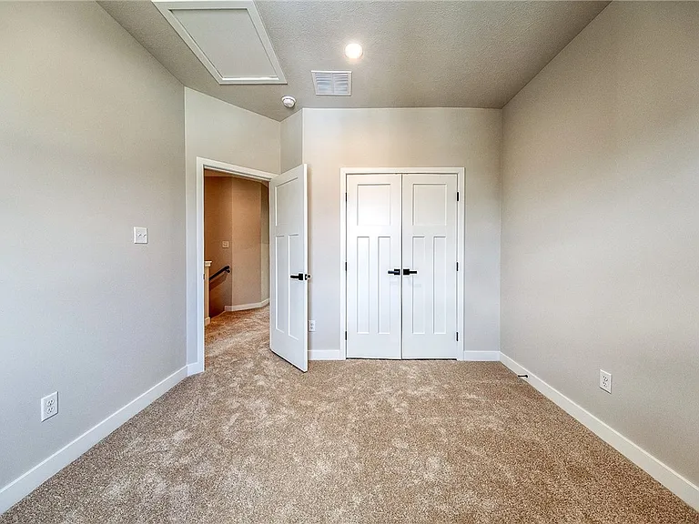 315 Telluride Ln — Photo 19